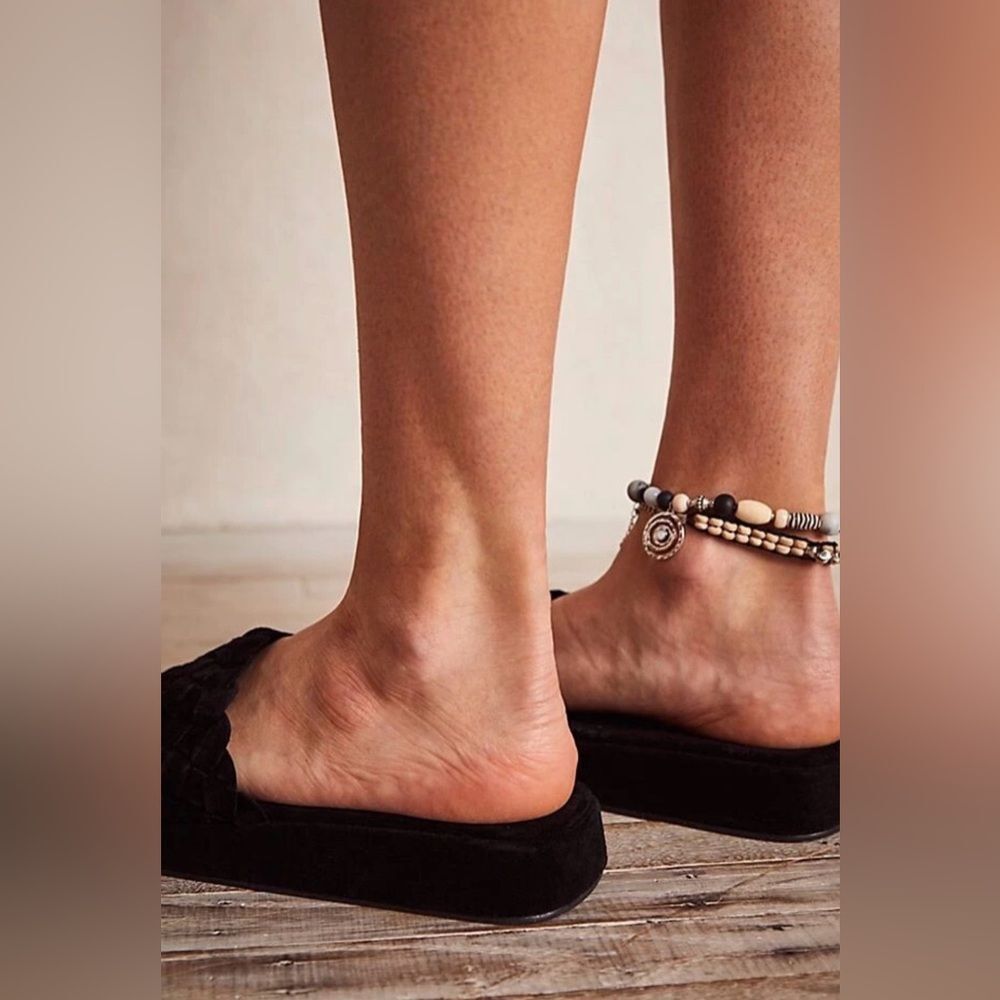 Free People Vicenza Intertwined Slide Sandals 9 BLACK - Picture 3 of 5